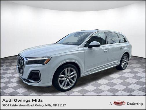 2025 Audi Q7 55 Premium Plus