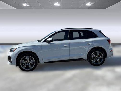 2025 Audi Q5 Premium 45 TFSI S line quattro
