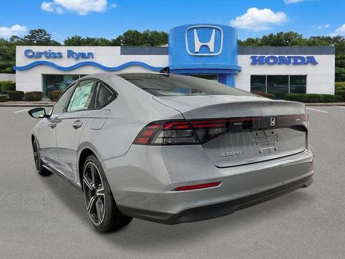 Urban Gray Pearl 2026 Honda Accord SE