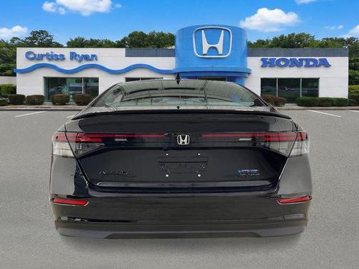 Crystal Black Pearl 2026 Honda Accord Hybrid Sport