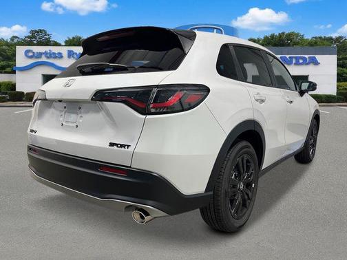Platinum White Pearl 2026 Honda HR-V AWD Sport