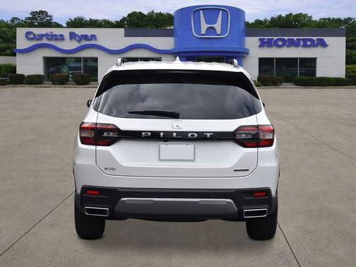 2026 Honda Pilot Touring 8-Passenger