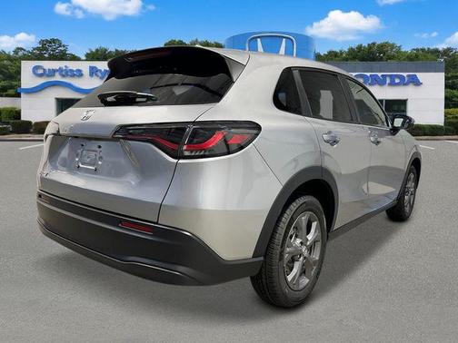 Solar Silver Metallic 2026 Honda HR-V LX