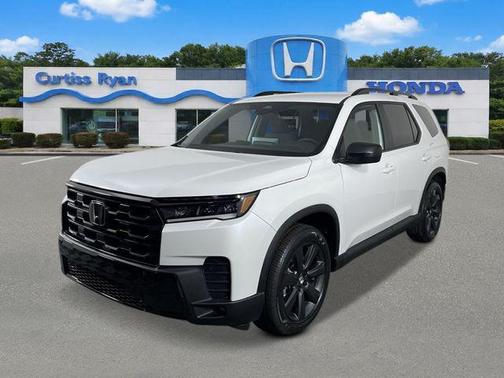 Platinum White Pearl 2026 Honda Pilot Sport