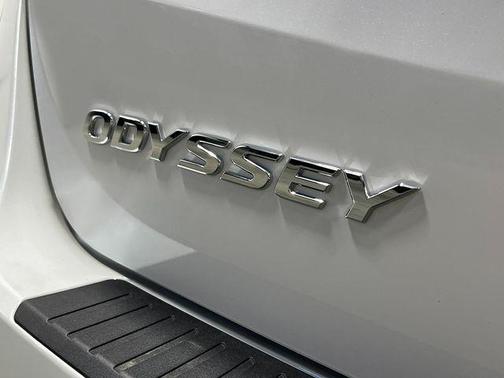 Platinum White Pearl 2026 Honda Odyssey Sport-L
