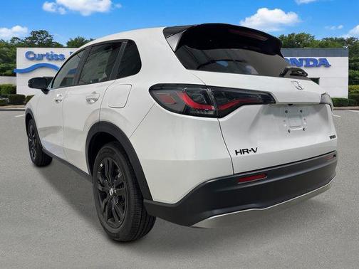 Platinum White Pearl 2026 Honda HR-V AWD Sport