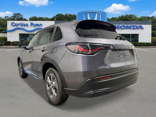 Modern Steel Metallic 2026 Honda HR-V LX
