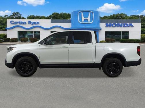Platinum White Pearl 2026 Honda Ridgeline TrailSport+