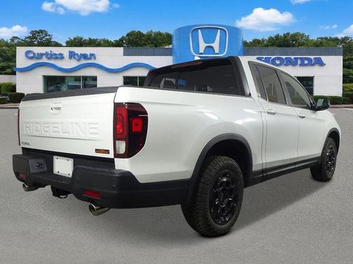 Platinum White Pearl 2026 Honda Ridgeline TrailSport+