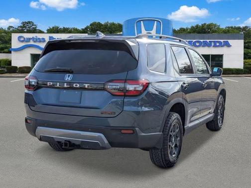 Smoke Blue Pearl 2026 Honda Pilot TrailSport