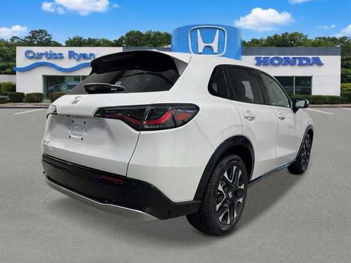 Platinum White Pearl 2027 Honda HR-V EX-L