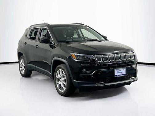 2022 Jeep Compass Latitude Lux