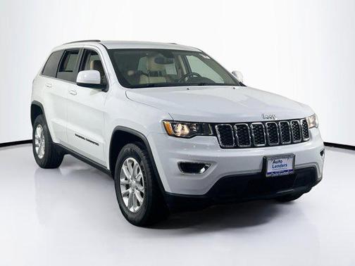 2022 Jeep Grand Cherokee Laredo