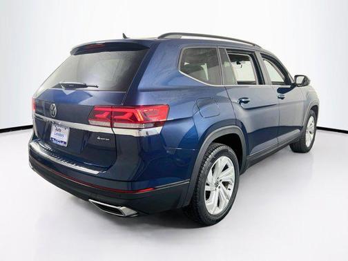 Tourmaline Blue Metallic 2023 Volkswagen Atlas 2.0T SE w/Technology 4MOTION