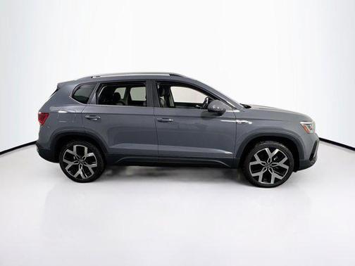 2023 Volkswagen Taos 1.5T SEL