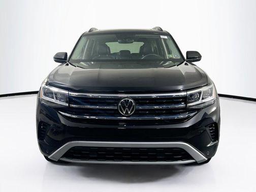 2022 Volkswagen Atlas 3.6L SE w/Technology
