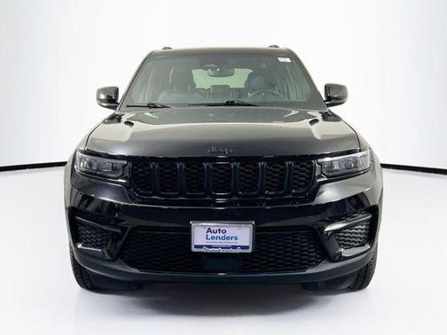 2022 Jeep Grand Cherokee Altitude