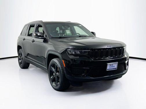 2022 Jeep Grand Cherokee Altitude