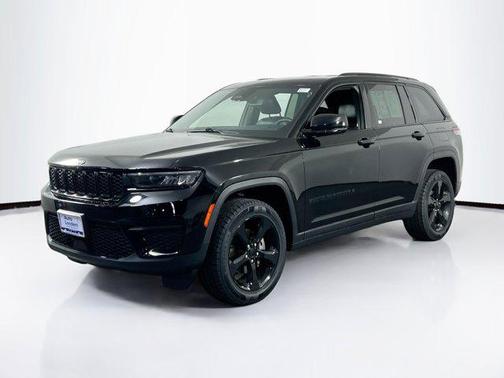 2022 Jeep Grand Cherokee Altitude