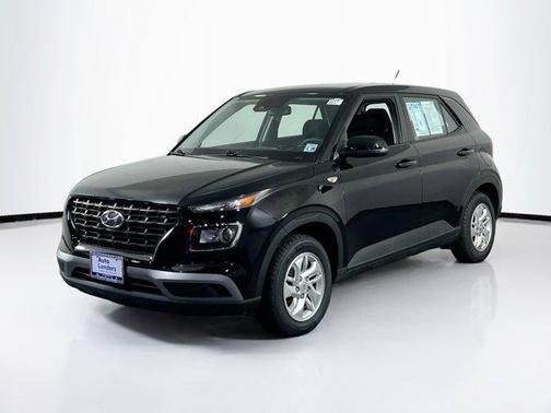 2023 Hyundai VENUE SE
