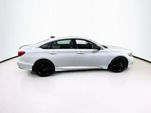 Platinum White Pearl 2022 Honda Accord Sport SE 1.5T