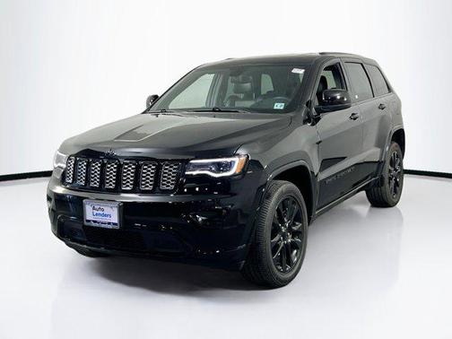 2022 Jeep Grand Cherokee Laredo