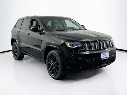 2022 Jeep Grand Cherokee Laredo