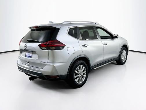 Brilliant Silver 2018 Nissan Rogue SV