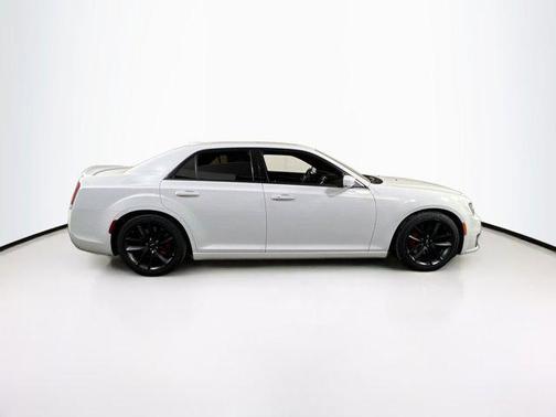 2023 Chrysler 300 C