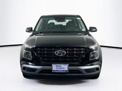 2023 Hyundai VENUE SE