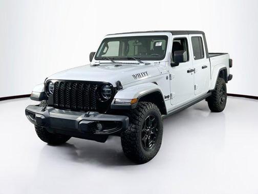 Bright White Clearcoat 2022 Jeep Gladiator Willys 4x4