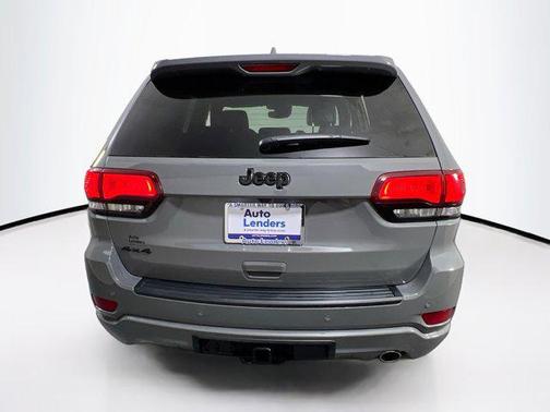 2022 Jeep Grand Cherokee Laredo