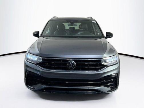 2022 Volkswagen Tiguan 2.0T SE R-Line Black 4MOTION