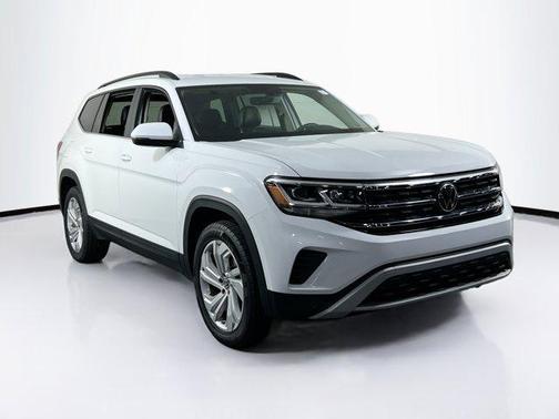 2023 Volkswagen Atlas 3.6L SE w/Technology