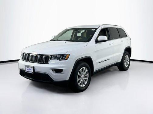2022 Jeep Grand Cherokee Laredo