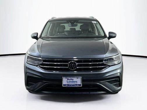 Platinum Gray Metallic 2022 Volkswagen Tiguan 2.0T SE 4MOTION