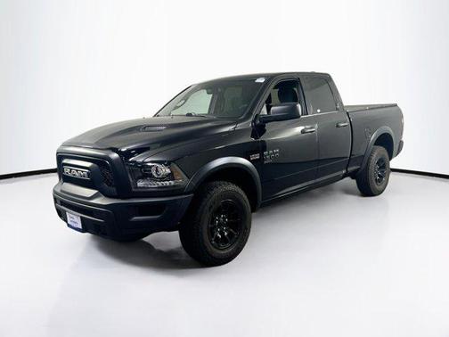 Diamond Black Crystal Pearlcoat 2022 RAM 1500 Classic Warlock Quad Cab 4x4 6'4' Box
