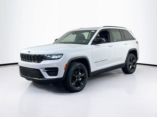2022 Jeep Grand Cherokee Altitude