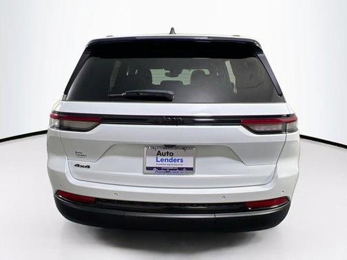 2022 Jeep Grand Cherokee Altitude