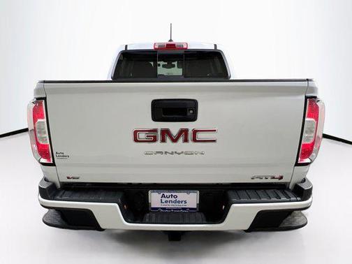 Summit White 2022 GMC Canyon AT4