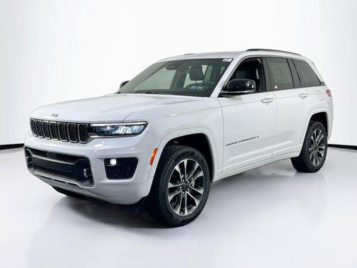2022 Jeep Grand Cherokee Overland