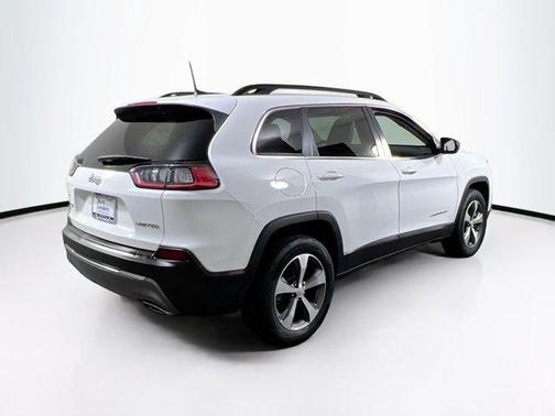 Bright White Clearcoat 2022 Jeep Cherokee Limited