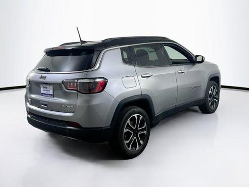 Billet Silver Metallic Clearcoat 2023 Jeep Compass Limited