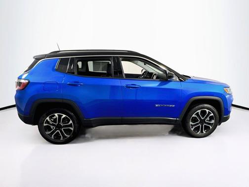 Laser Blue Pearlcoat 2022 Jeep Compass Limited