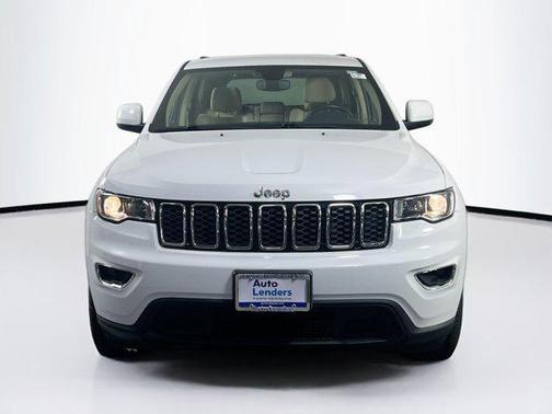 2022 Jeep Grand Cherokee Laredo