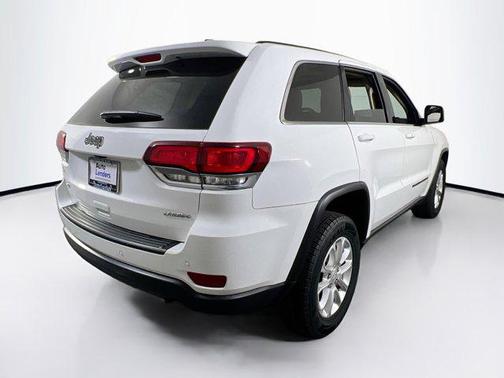 2022 Jeep Grand Cherokee Laredo