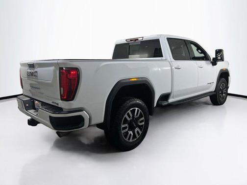 2022 GMC Sierra 2500 AT4