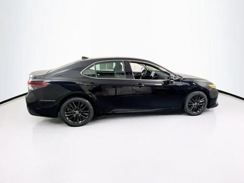 Midnight Black Metallic 2021 Toyota Camry XLE