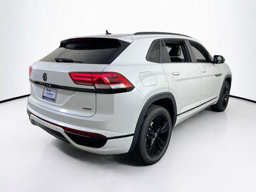 2022 Volkswagen Atlas Cross Sport 2.0T SEL