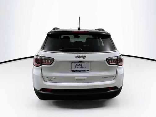 Bright White Clearcoat 2022 Jeep Compass Limited